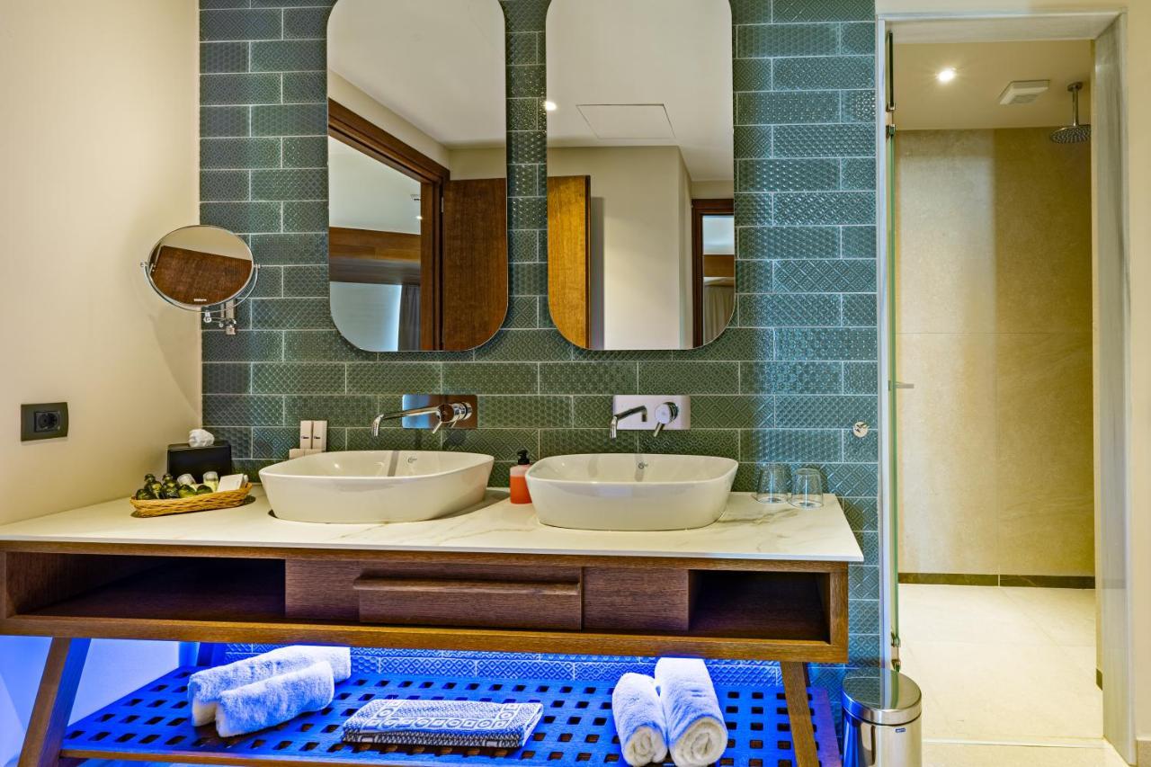 Minos Ambassador Suites&Spa - Adults only Rethymno Exterior foto